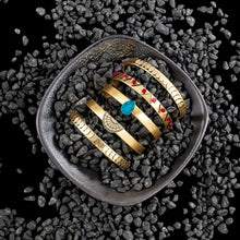 Load image into Gallery viewer, SINGLE CLEOPATRA STACKABLE CUFF BRACELETS| Gold Triangles