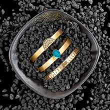 Load image into Gallery viewer, SINGLE CLEOPATRA STACKABLE CUFF BRACELETS| Gold Triangles
