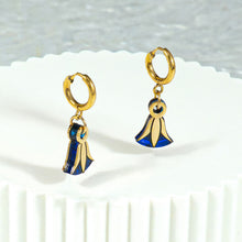 Load image into Gallery viewer, CLEOPATRA LOTUS HUGGIE HOOPS | Gold