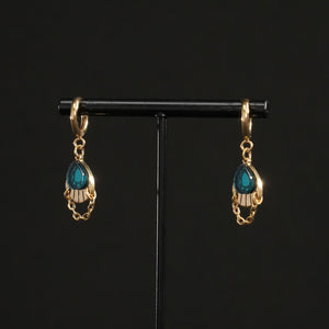 CLEOPATRA ARMOURED HUGGIE HOOPS  | Gold