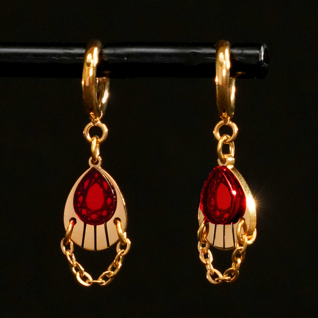 CLEOPATRA ARMOURED HUGGIE HOOPS  | Gold