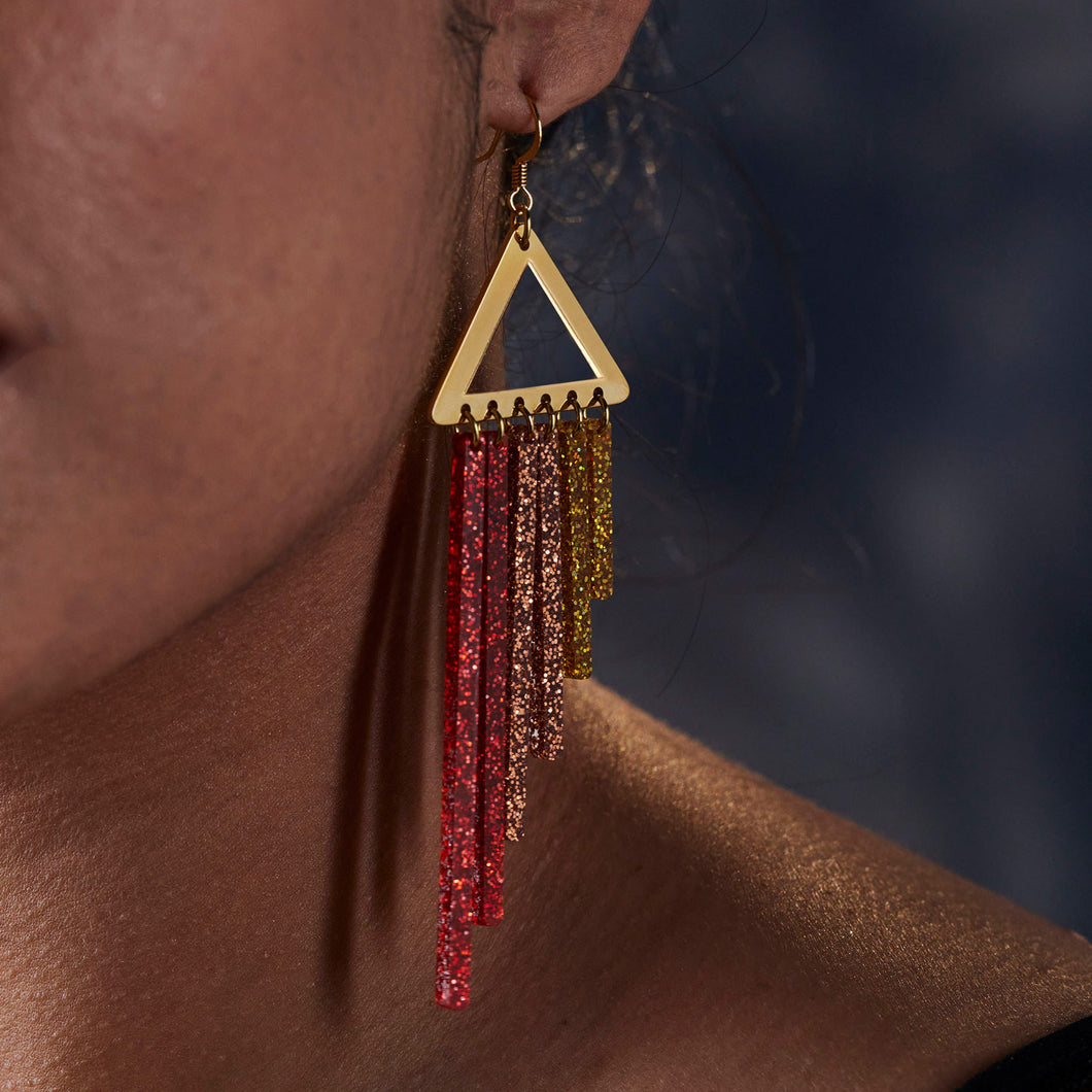 SPICY CHIMES HOOK EARRINGS