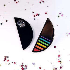 RAINBOW "JE SUIS" STUDS | Available in two sizes