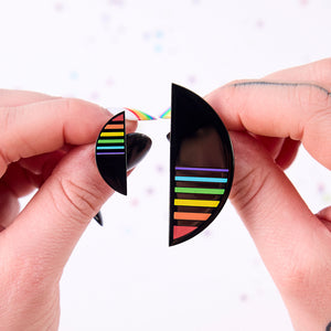 RAINBOW "JE SUIS" STUDS | Available in two sizes