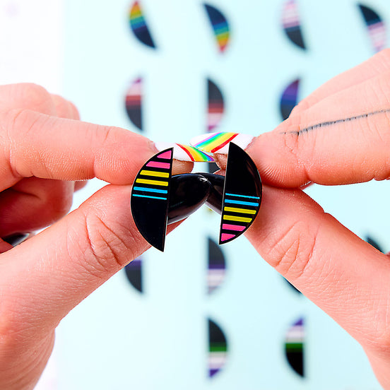 PANSEXUAL "JE SUIS" STUDS | Available in two sizes