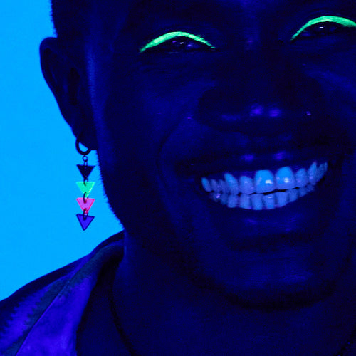 NEON RETROWAVE TRIANGLE HUGGIE HOOPS