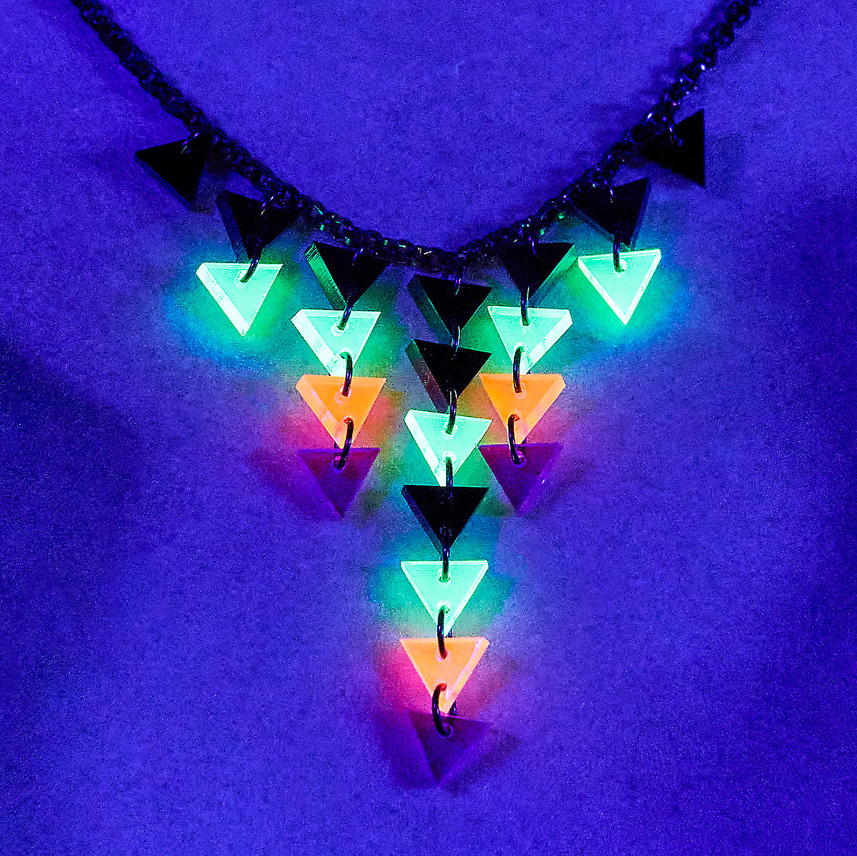 NEON RETROWAVE NECKLACE
