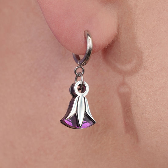 CLEOPATRA LOTUS HUGGIE HOOPS | Silver