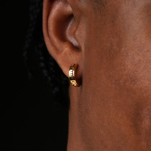 SNAKE SCALE CHUNKY HUGGIE HOOPS | Gold