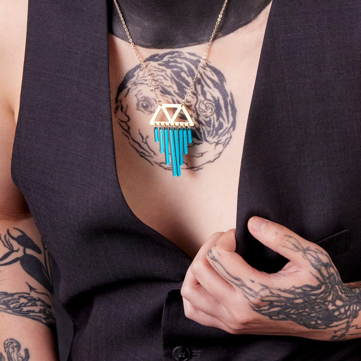 OSIRIS CHIMETTES NECKLACE| Teal + Gold